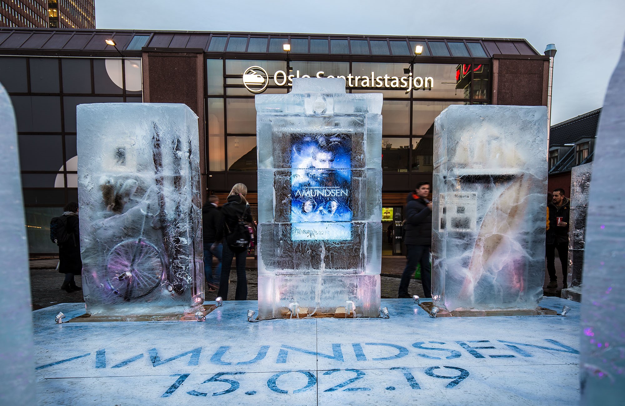 Amundsen filmpremiere -  med løsninger fra Plexon